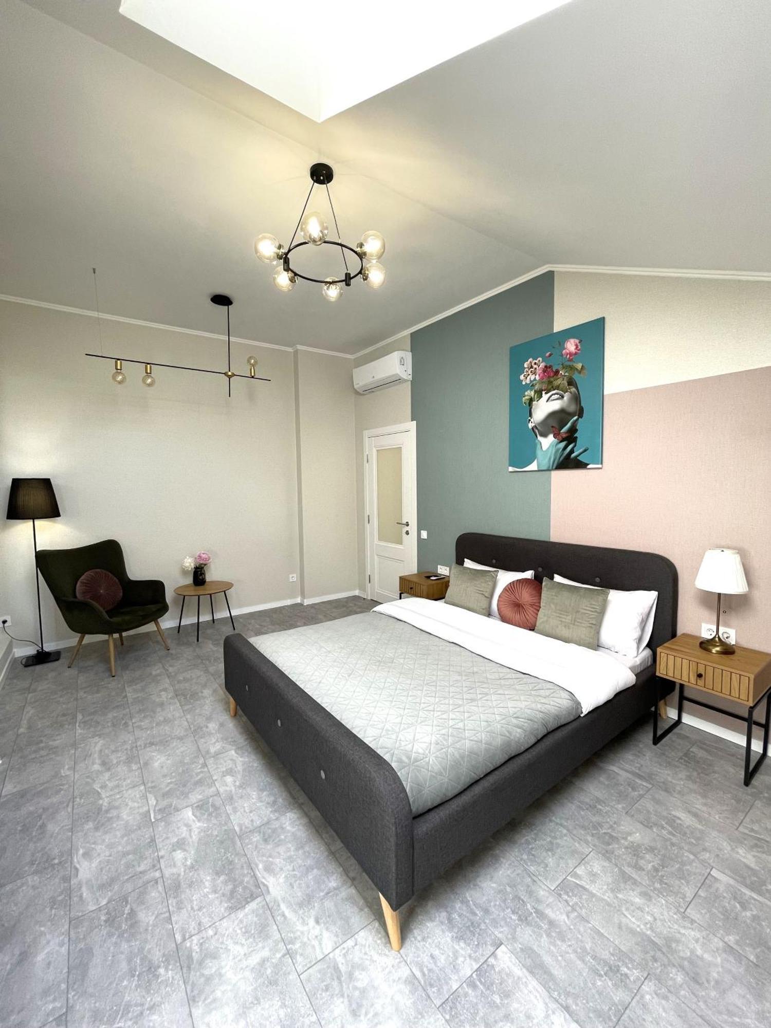Modern Apartment, 5Mins To Rynok Square Lwów Zewnętrze zdjęcie