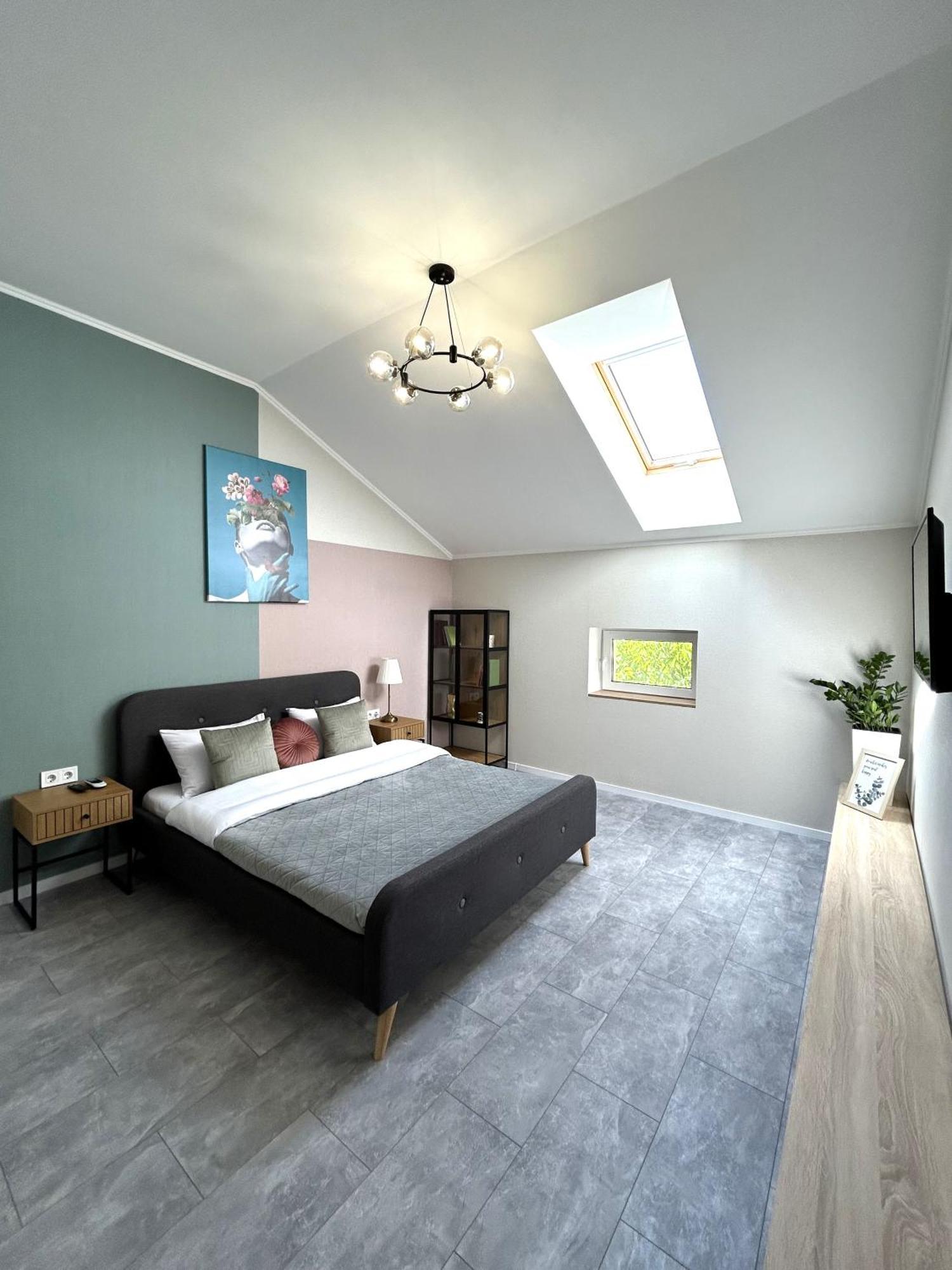 Modern Apartment, 5Mins To Rynok Square Lwów Zewnętrze zdjęcie
