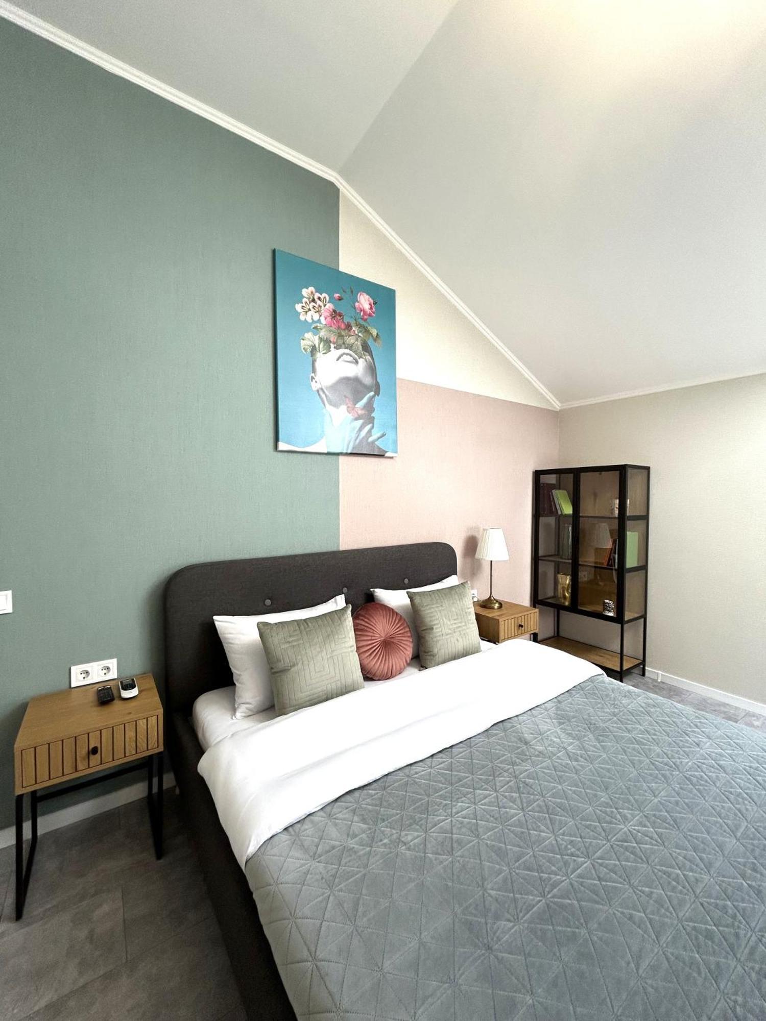 Modern Apartment, 5Mins To Rynok Square Lwów Zewnętrze zdjęcie